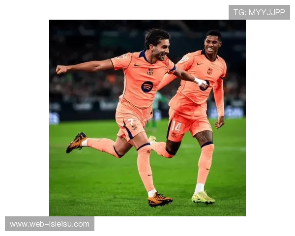 巴萨3-1击败阿拉维斯，费兰-托雷斯上演帽子戏法