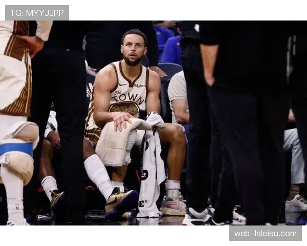 勇士队更新伤情：库里脚踝无结构性损伤，但将缺席附加赛关键战